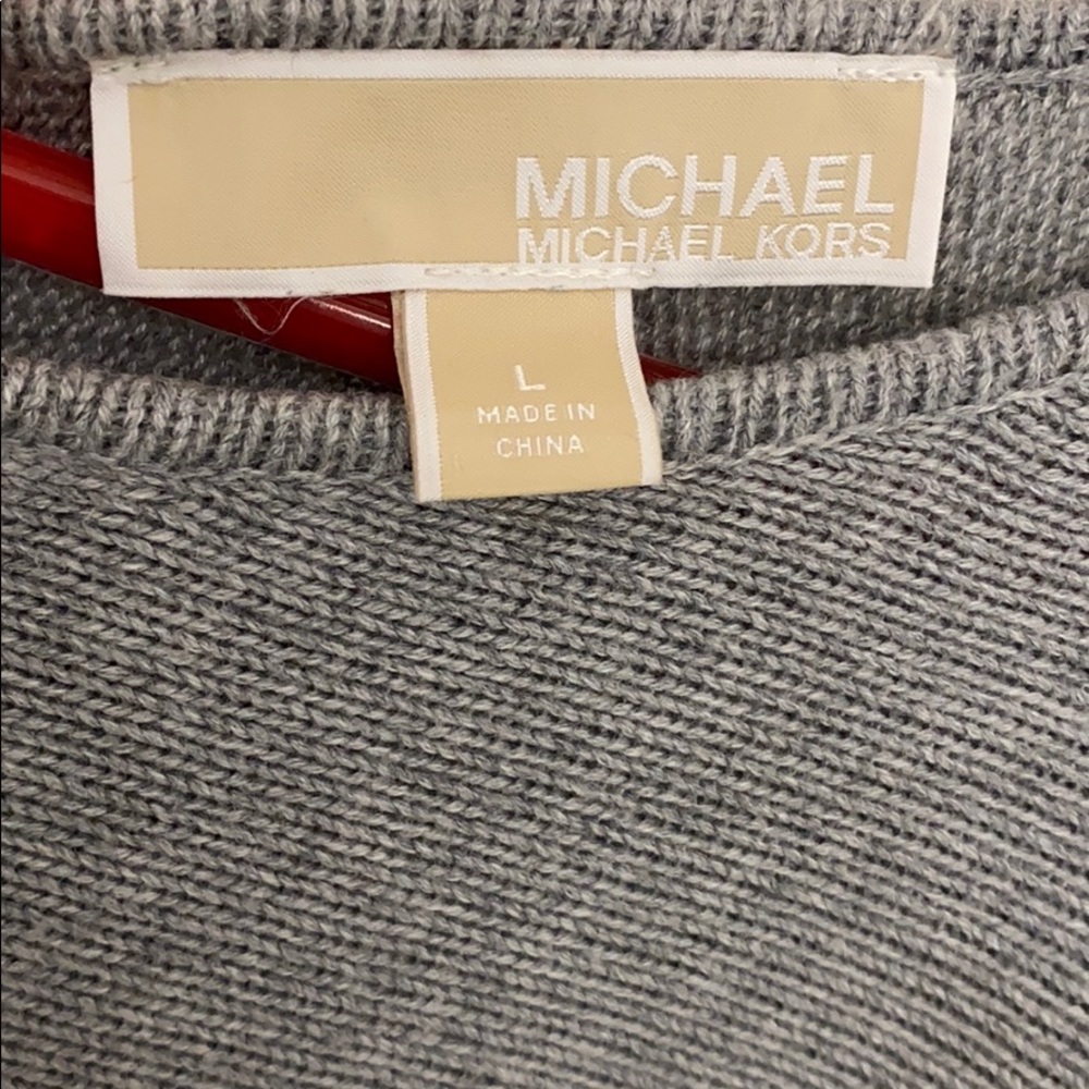Sweater - Picture 3 of 3